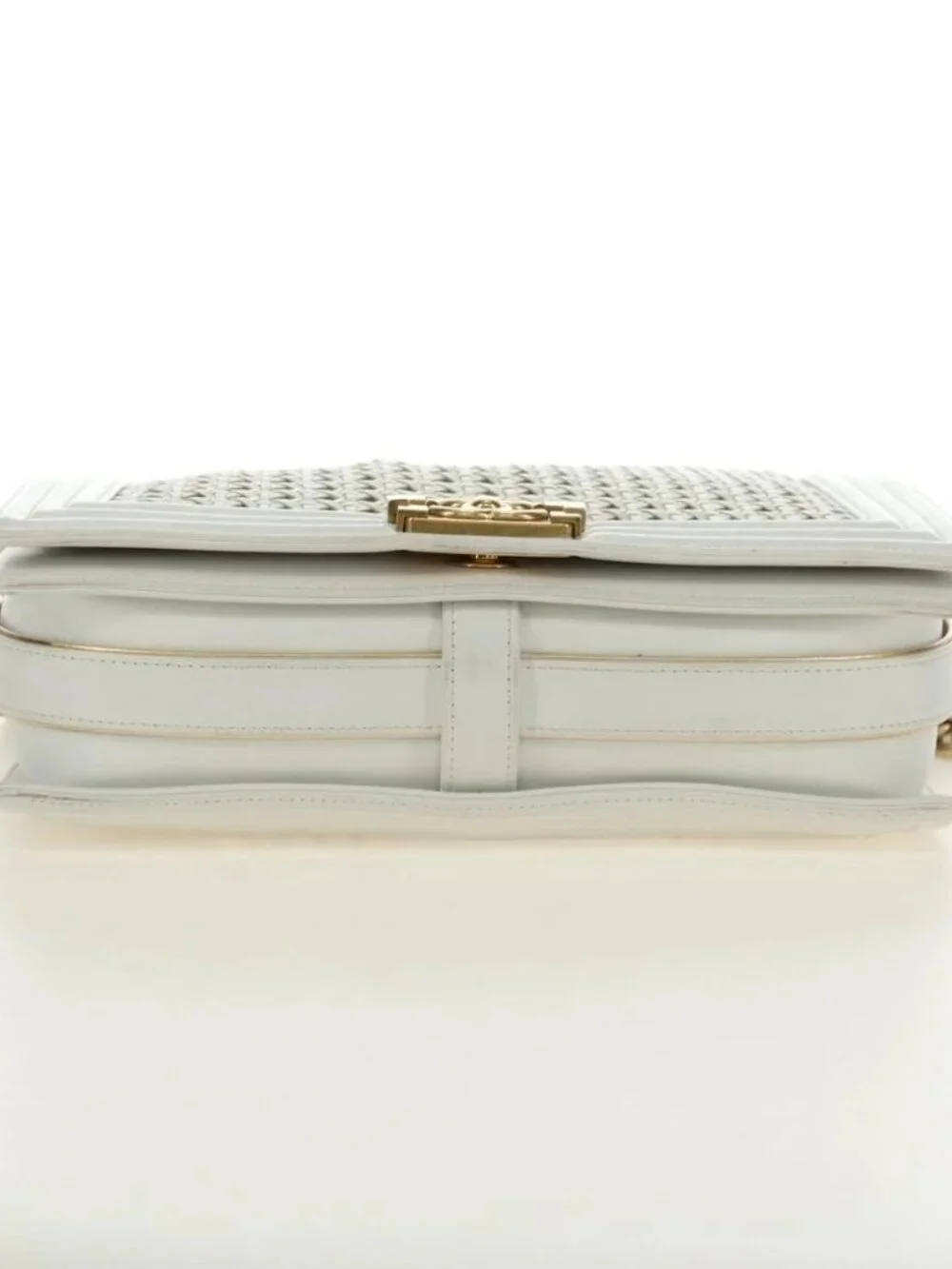 CHANEL Chain Boy Chanel Shoulder Bag Leather White Gold CC Auth ka4428V